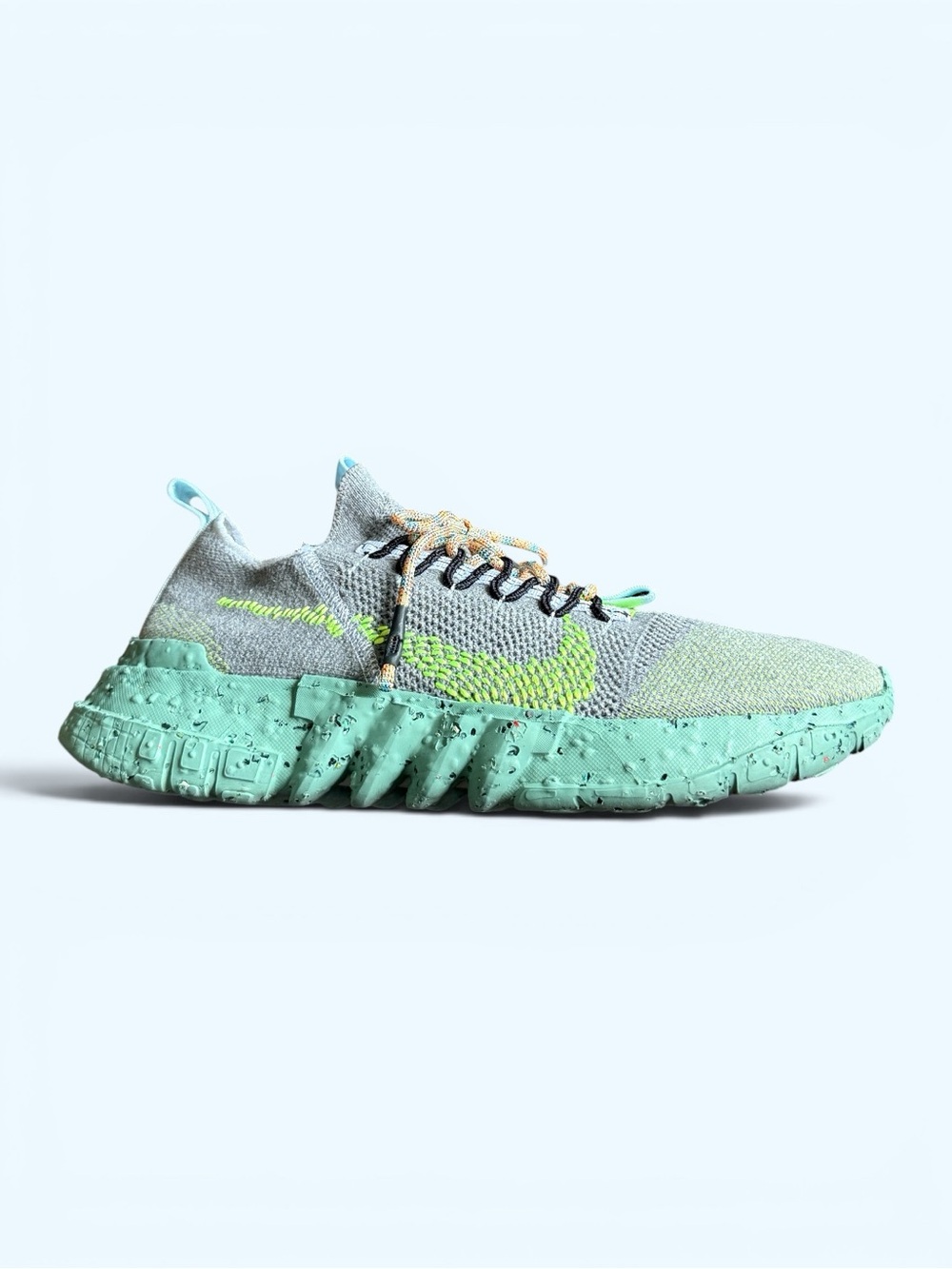 NIKE Space Hippie ‘01 Healing Jade Sneakers Size 11 Men